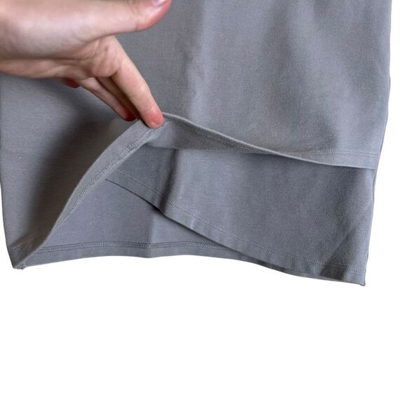 Aritzia Talula sand/ light biege mini skirt. Size small - Picture 4 of 6